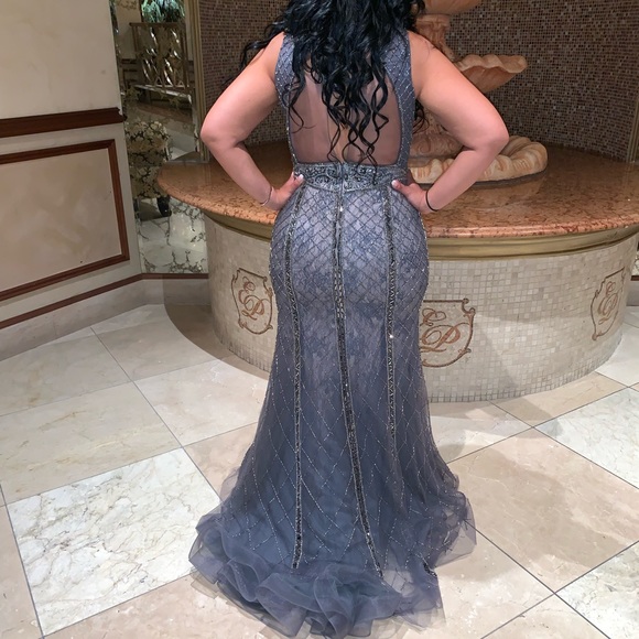 Stella couture beaded dress size 14 gray color - Picture 3 of 7